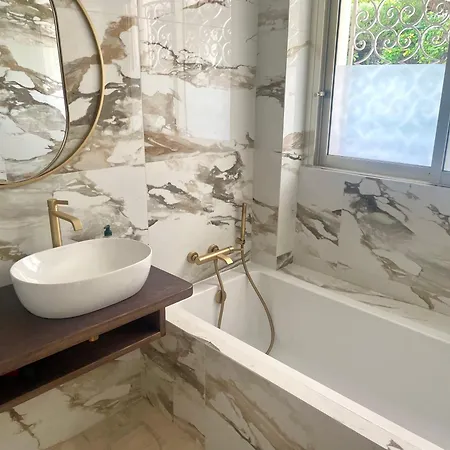 Appartement Bel Cap D Avec Terrasses Et Jardins *