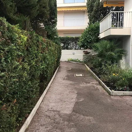 Bel Cap D Avec Terrasses Et Jardins Antibes