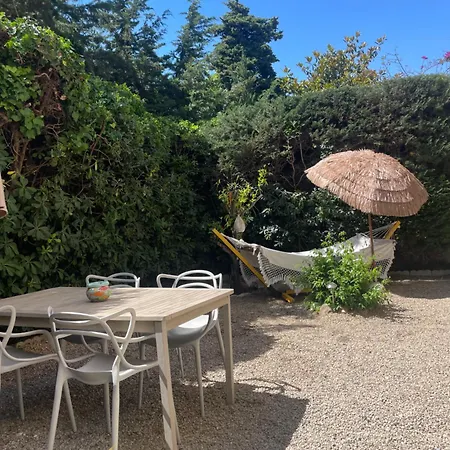公寓 Bel Cap D Avec Terrasses Et Jardins